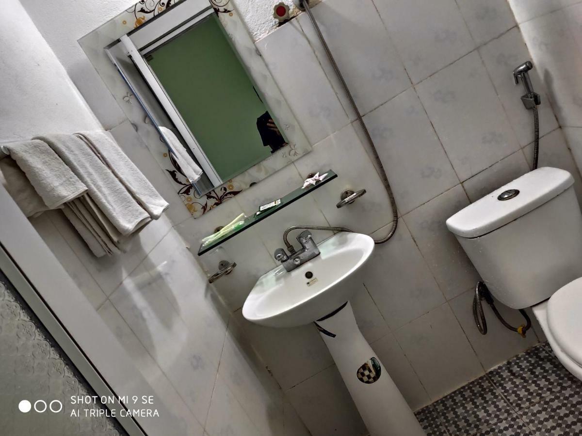 Ly Hoan Guesthouse Lang Xao Vang Ngoại thất bức ảnh