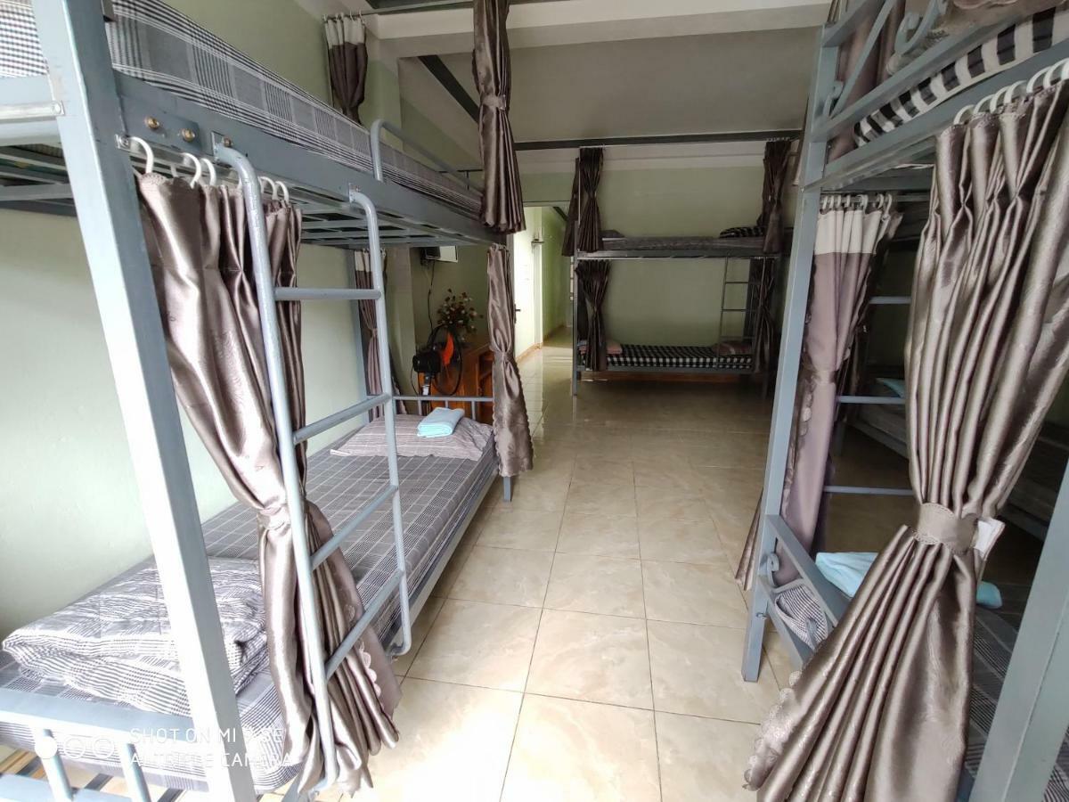 Ly Hoan Guesthouse Lang Xao Vang Ngoại thất bức ảnh